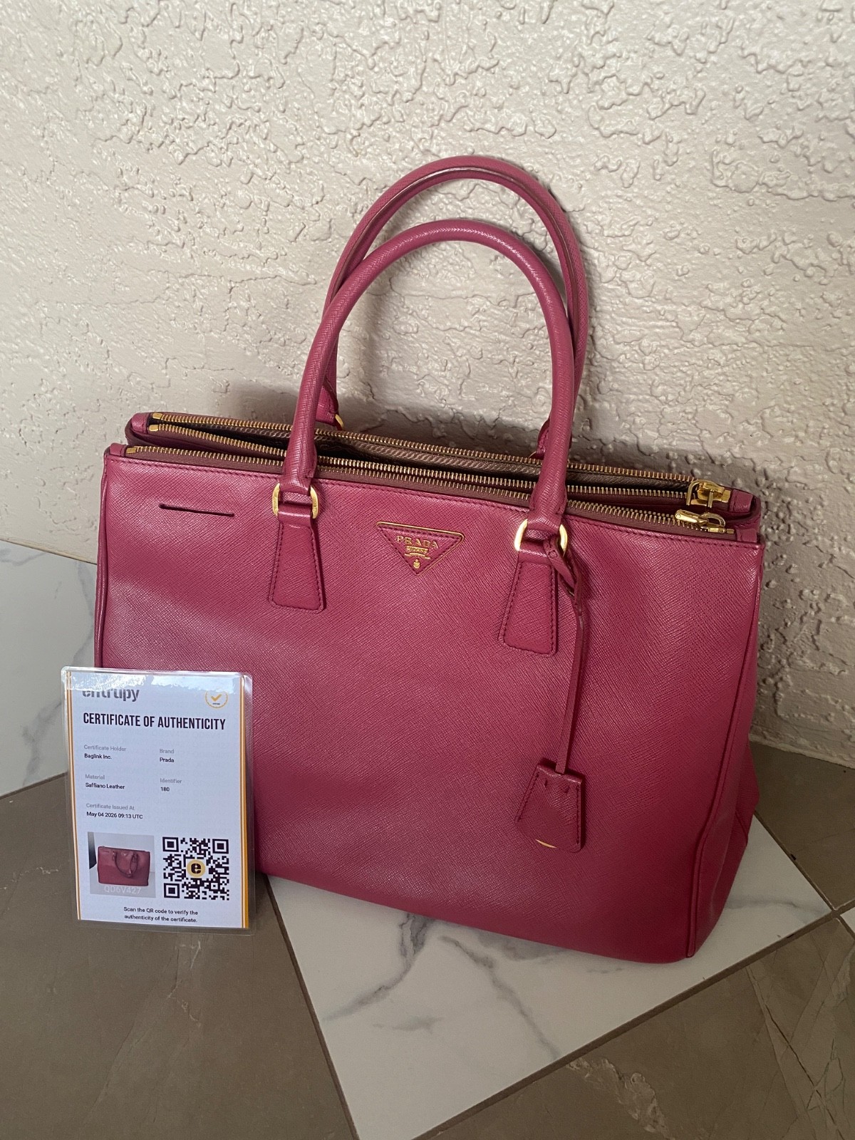 100% Auth Prada Galleria Saffiano Leather Tote Bag- Pink ($4800 retail)