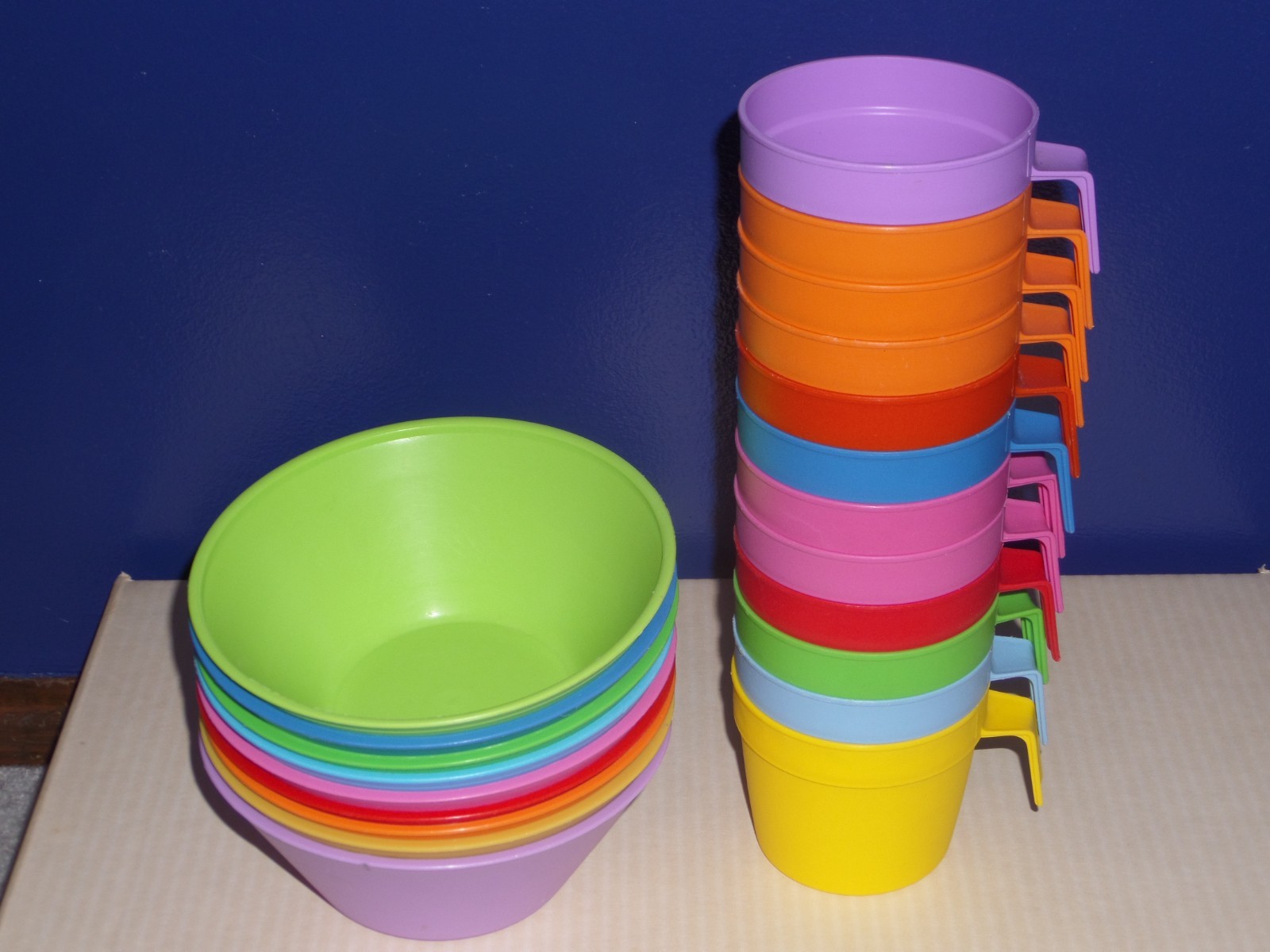 Vintage 70\'s Plastic 12 Gold n Soft Margarine Cups Mugs 9 NuMaid Parkay Bowls
