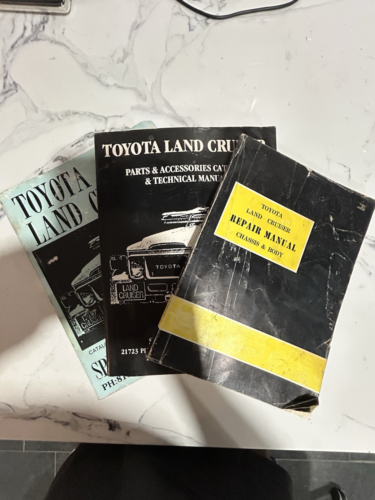 Vintage repair manual & Specter Off Road  Catalog 1989, 1992 Toyota Land Cruiser