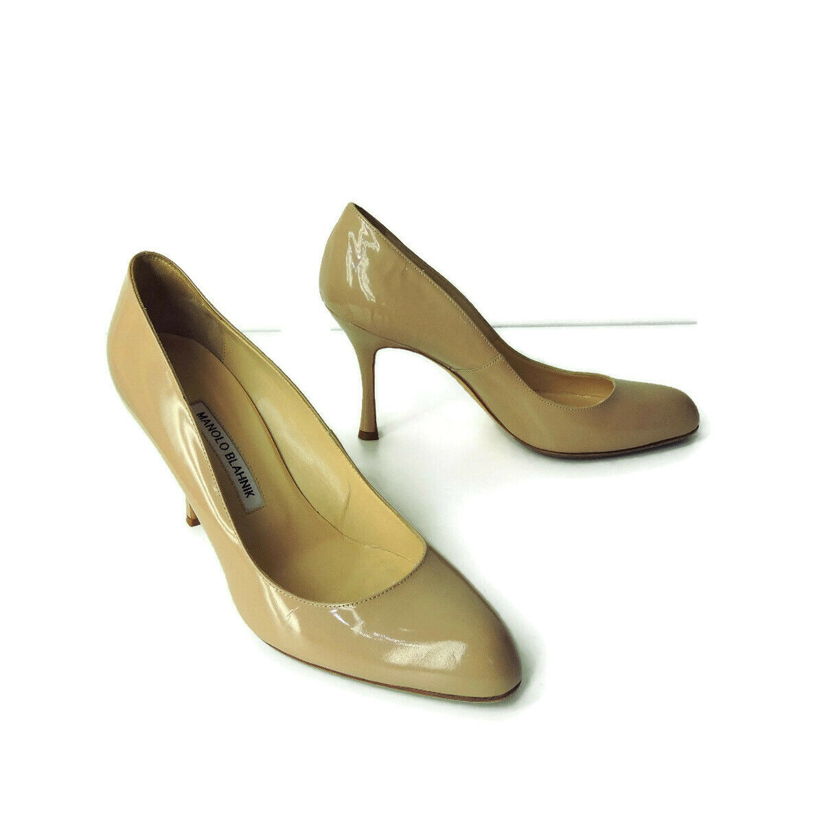 Manolo Blahnik Nude Patent Leather Almond Toe Pump Sz 38.5 / 8.5 US  Shoes