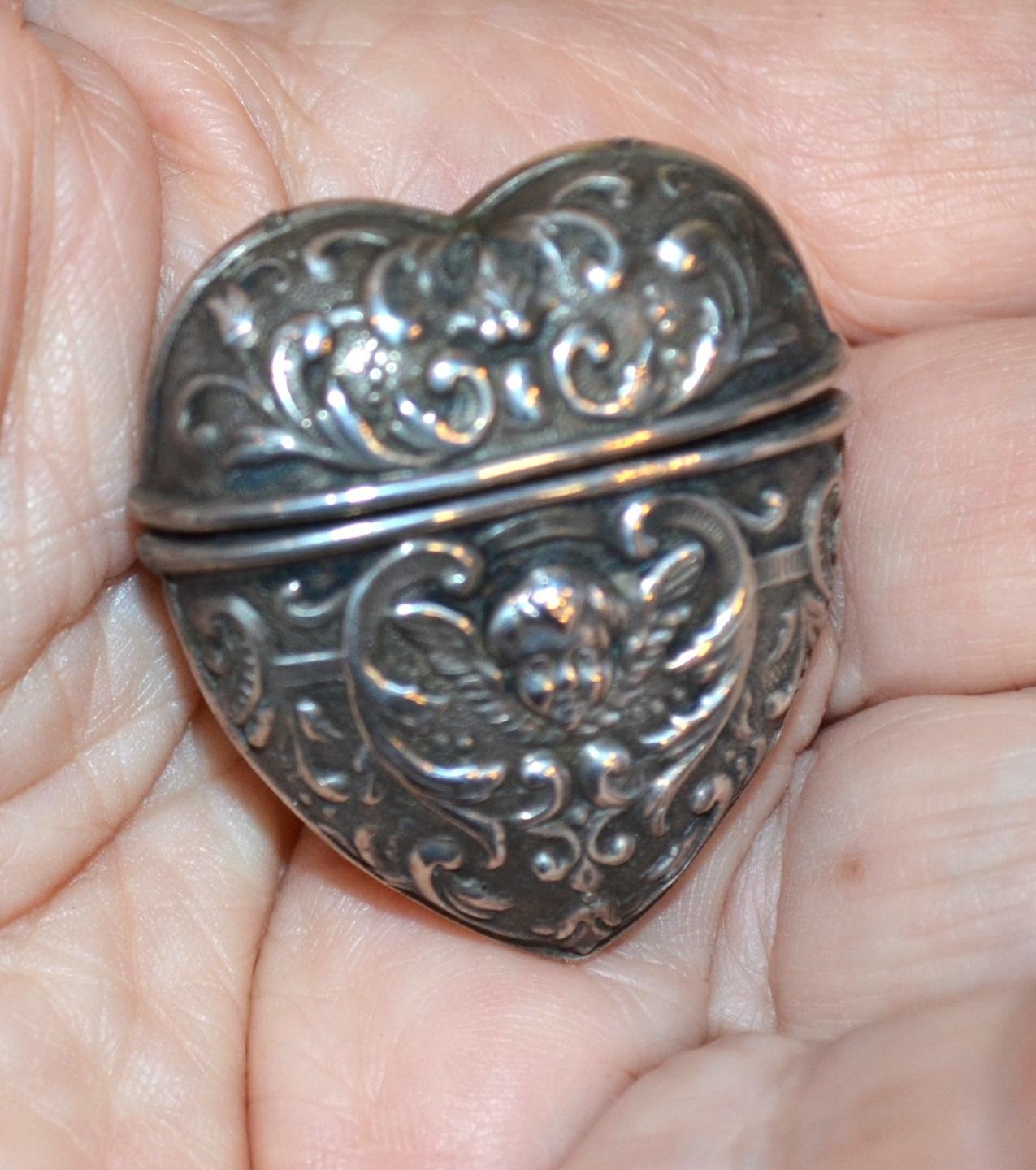 Antique Victorian Sterling Silver Repousse Heart / Vinaigrette / Pill Box Cherub