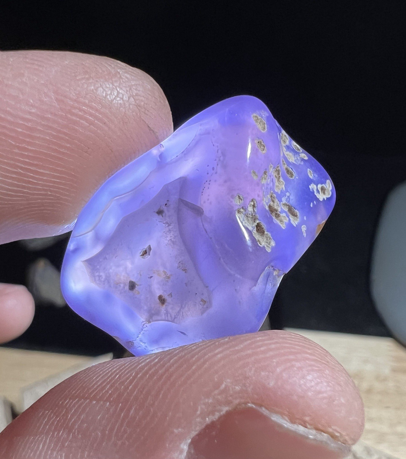 Polished 1970’s Holley Blue Agate; AA+ 45ct. Jewelry Grade, Banded, Druzy Pocket