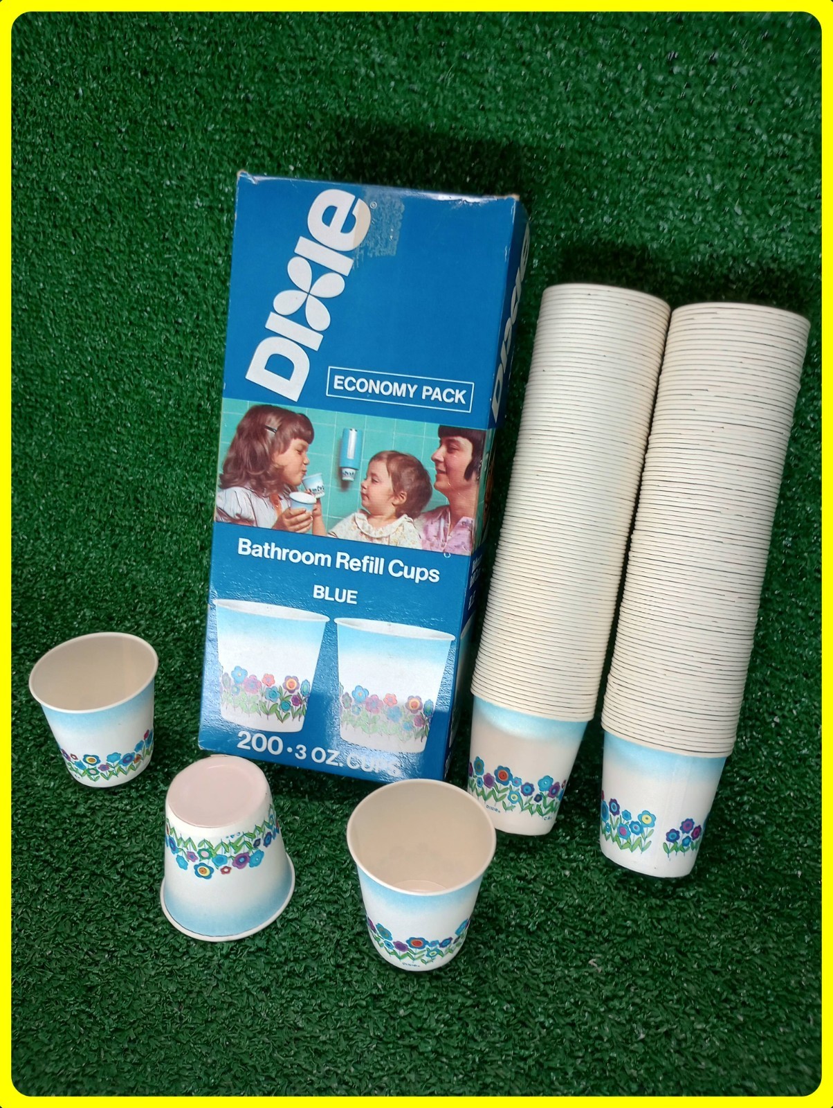 Vintage 1976 Dixie Cups Bathroom Refill 200 Cup Box Set Floral Print Collection