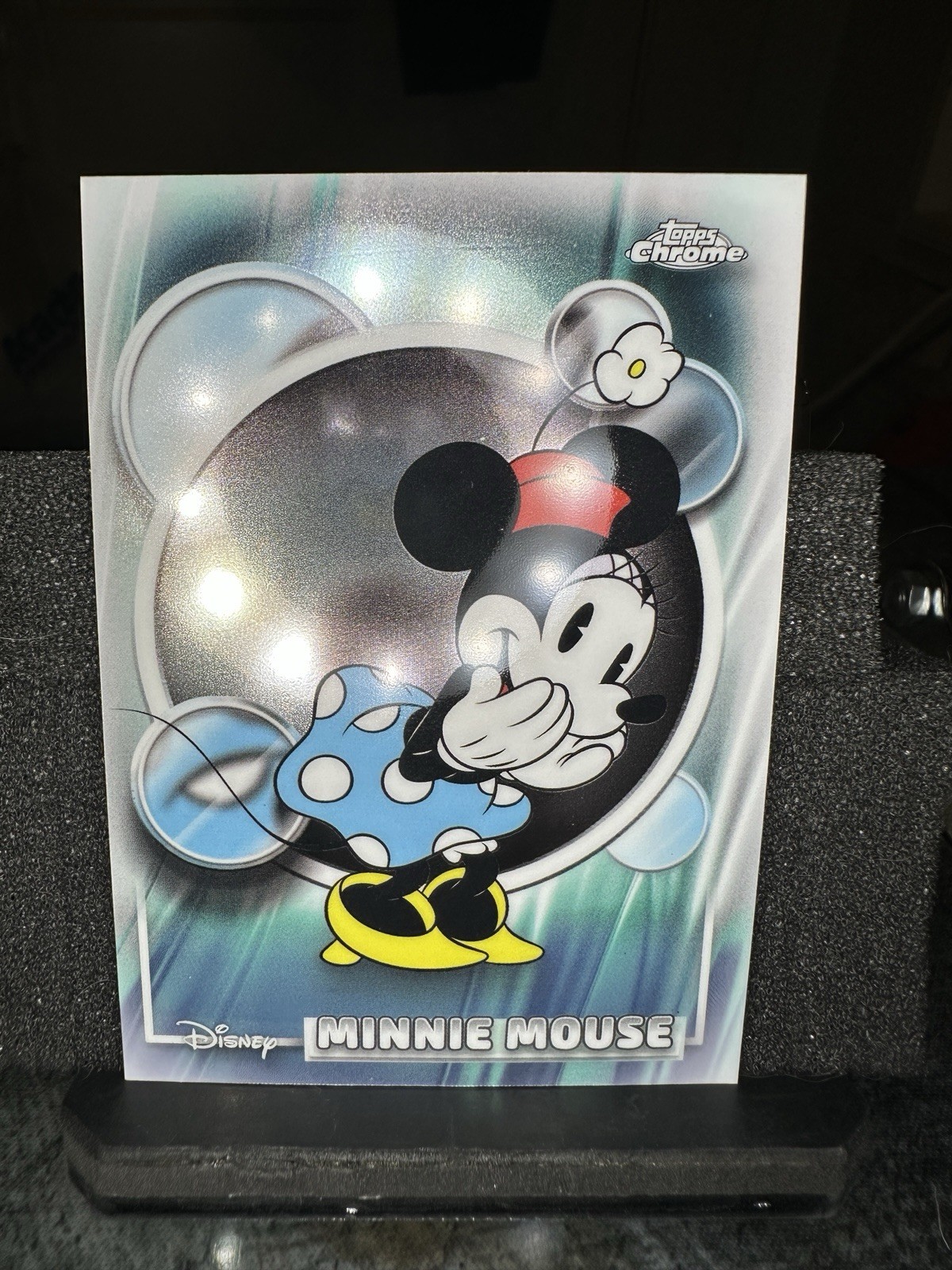 Topps 2026 Topps Chrome Disney Mickey & Minnie Mouse Base Set #50