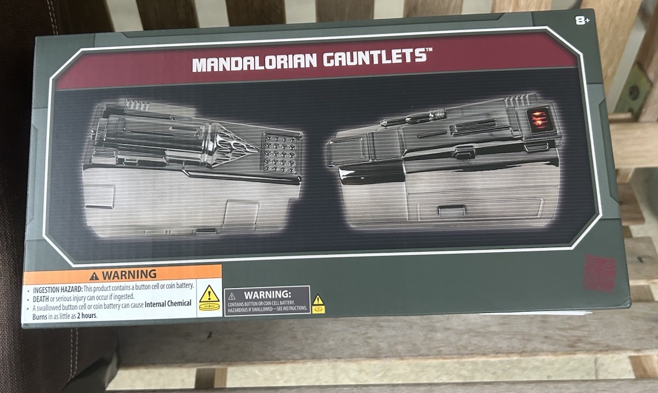 2026 Disney Parks Star Wars Galaxy’s Edge Mandalorian Gauntlets NIB