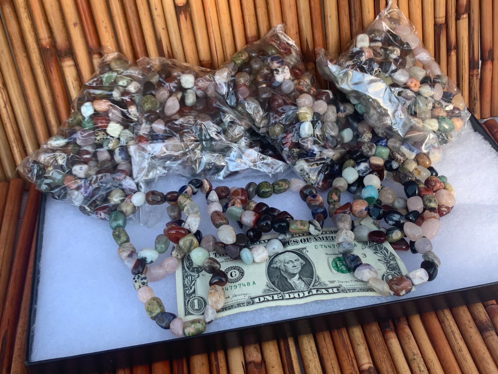 Wholesale Lot of 50 Unique Tumbled Stone Bracelets – Perfect for Gifting Wholesale Lot of 50 Unique Tumbled Stone Bracelets – Perfect for Gifting