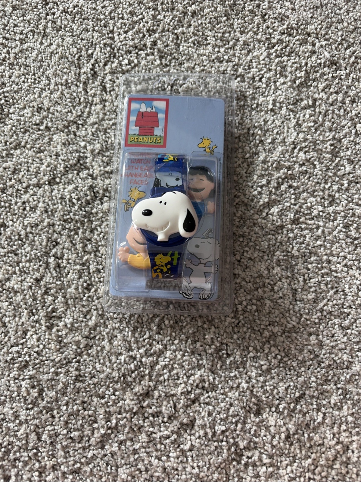 Vintage Peanuts Digital Watch Changeable Faces Snoopy Charlie Brown Lucy NOS