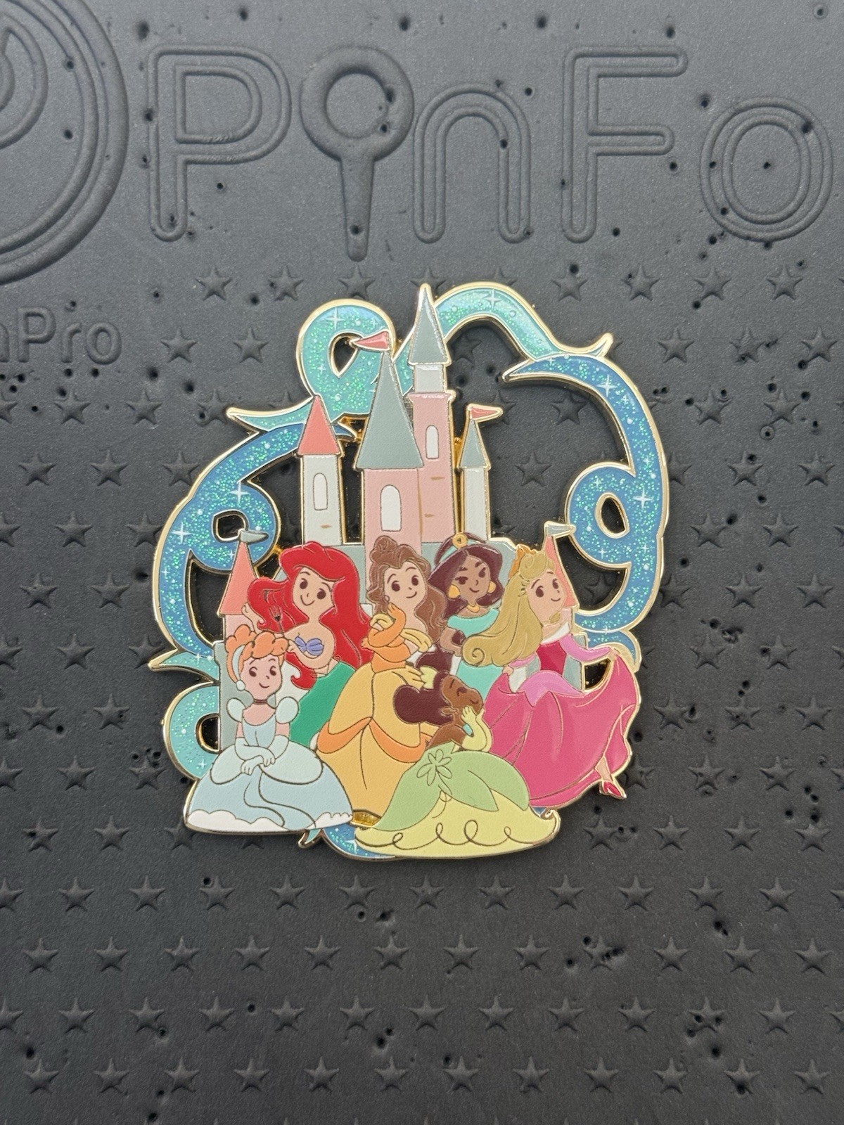 PALM Disney Princess Castle Cuties Chaser LE 300 Disney Pin
