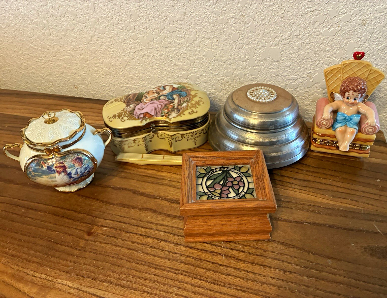 5 music box lot. All work. See pictures and read description before purchase