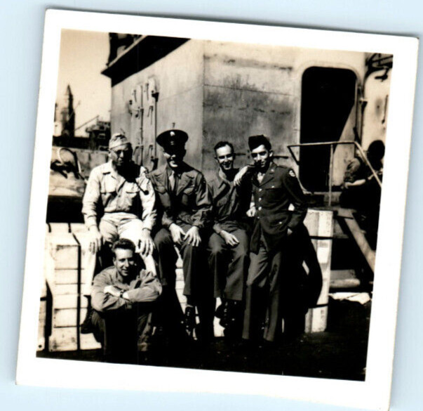 Vintage Photo 1945 Sept Boston, 5 USA Officers posing Named, 4.5x2.5 Black White