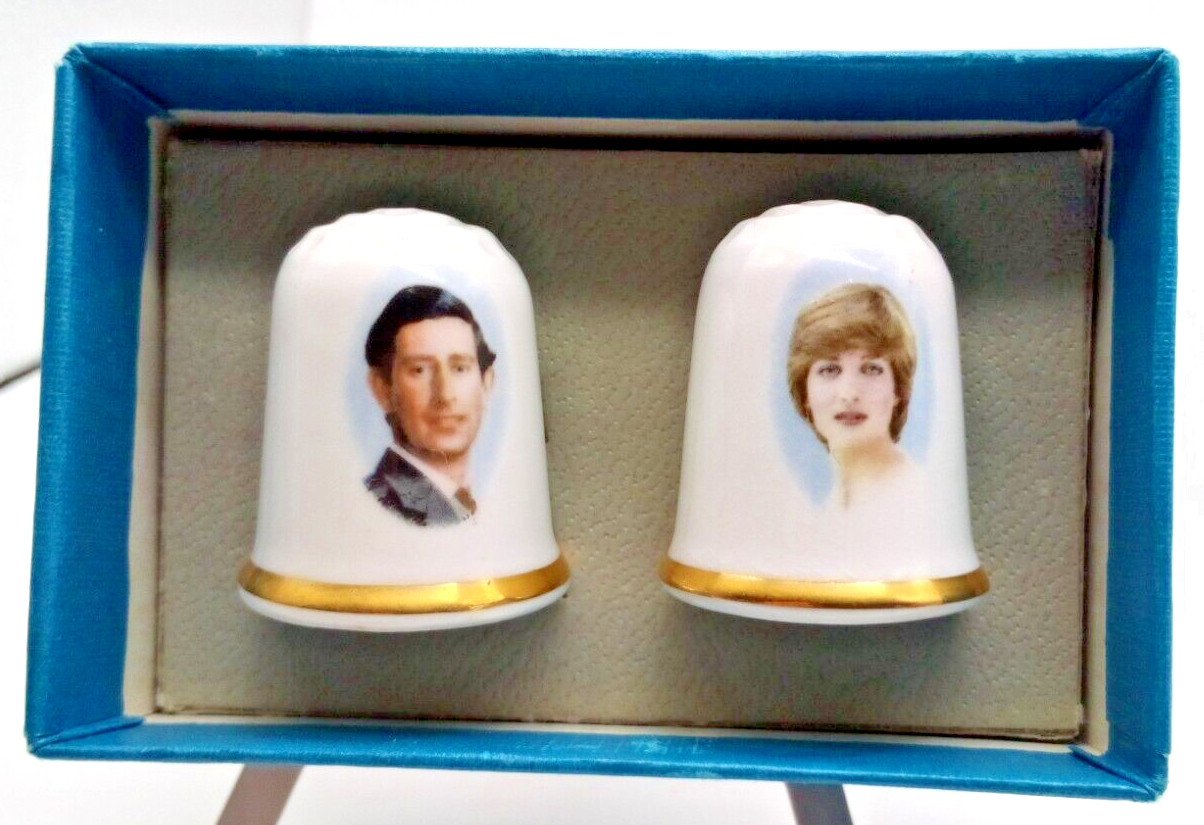 Vtg 1981 Princess Diana And Prince Charles And Castle Thimbles i BOX by coalport