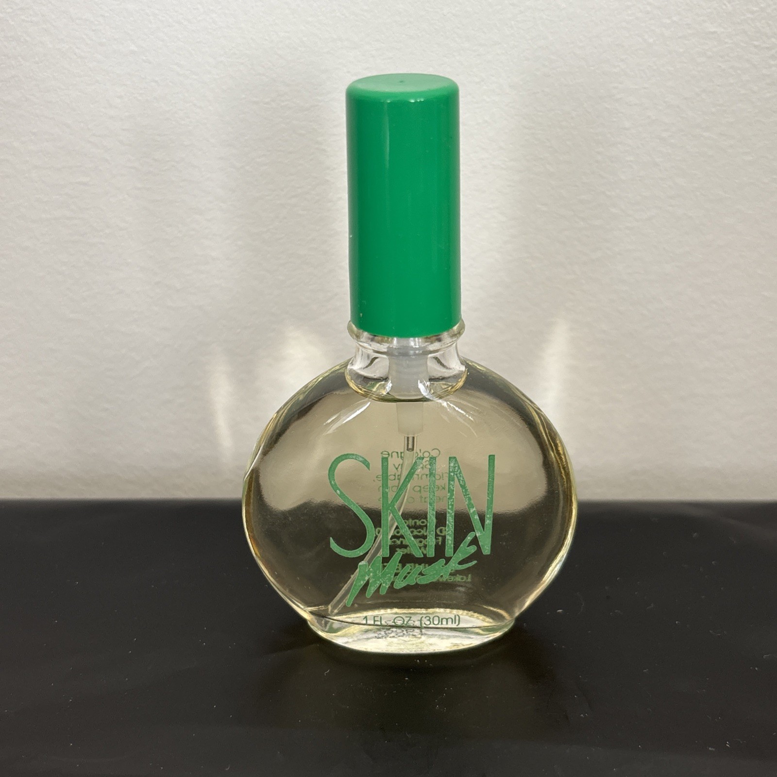 Vintage Original Bonne Bell Skin Musk Cologne Spray -Rare No box 1fl oz (30 ml) Vintage Original Bonne Bell Skin Musk Cologne Spray -Rare No box 1fl oz (30 ml)