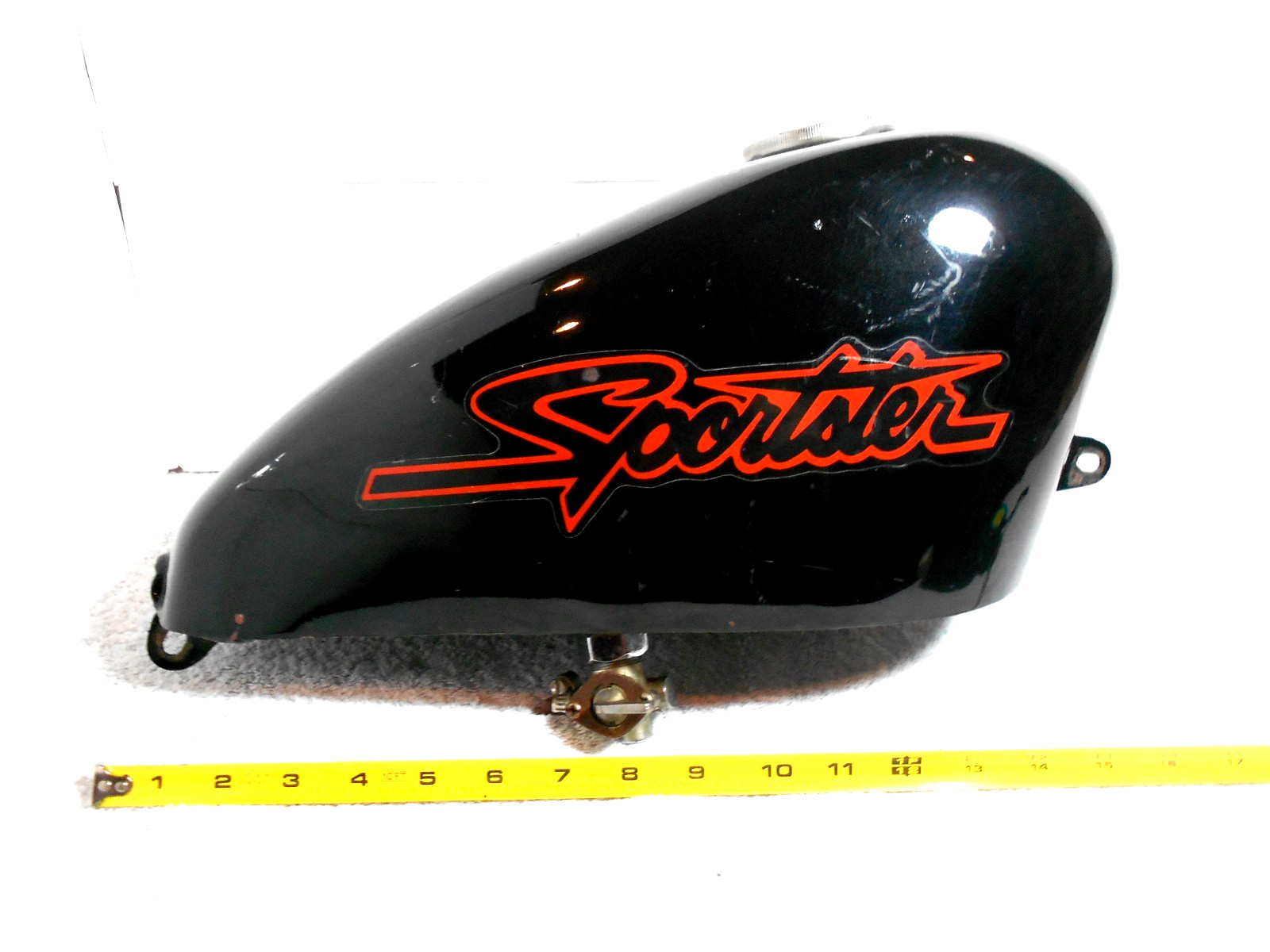 VINTAGE HARLEY DAVIDSON SPORTSTER MOTORCYCLE FUEL GAS TANK ORIGINAL PAINT- L 561