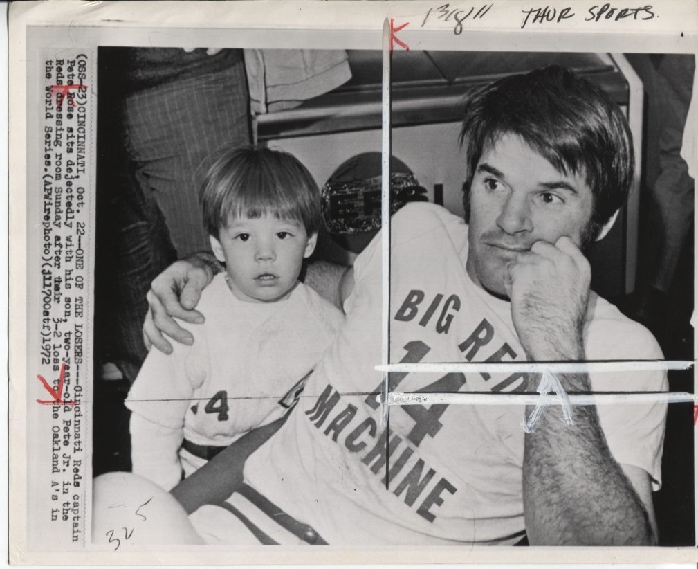1972 Press Photo Cincinnati Reds Captain Pete Rose w Son Pete Jr