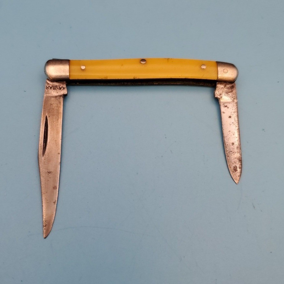 Vintage KA-BAR 2-Blade Pocket Knife Yellow Handle Folding Jack Knife 4.75x2.75x2