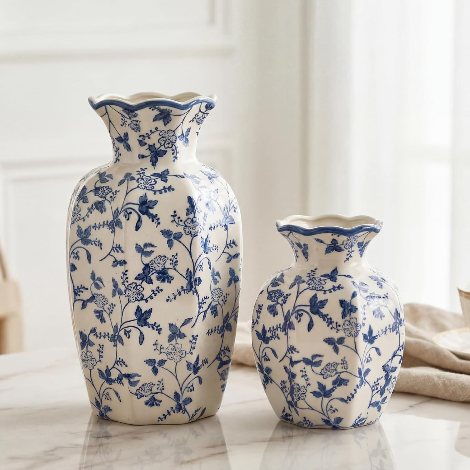 2 Pcs Blue and White Vintage Vase Ceramic Chinoiserie Floral Vase 9.5'' 6''