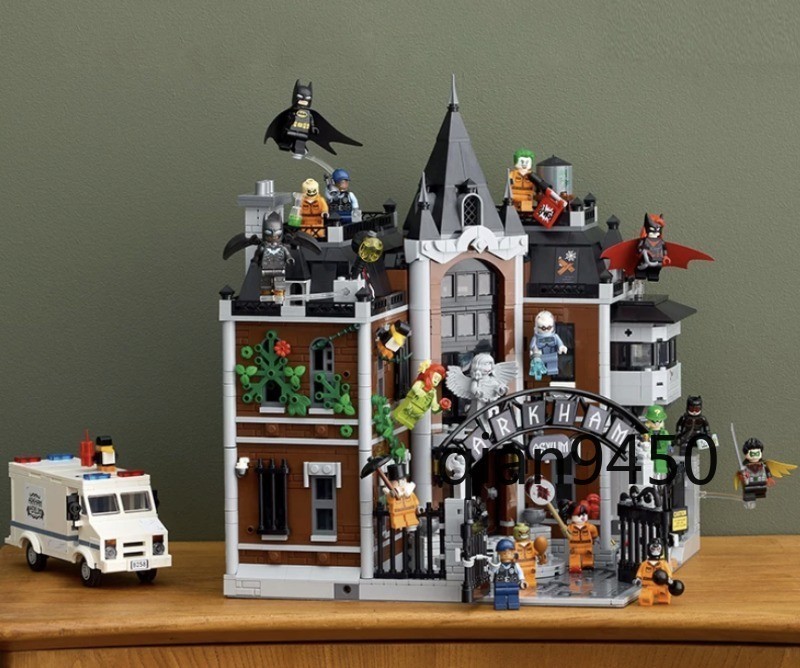 Batman Arkham Asylum‌ Building Blocks New 3D 2953PCS New Gift Collectible Model