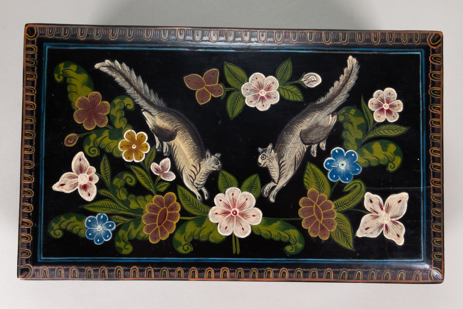 c.1940's Olinala Guerrero Mexican Box - Cats and Animals
