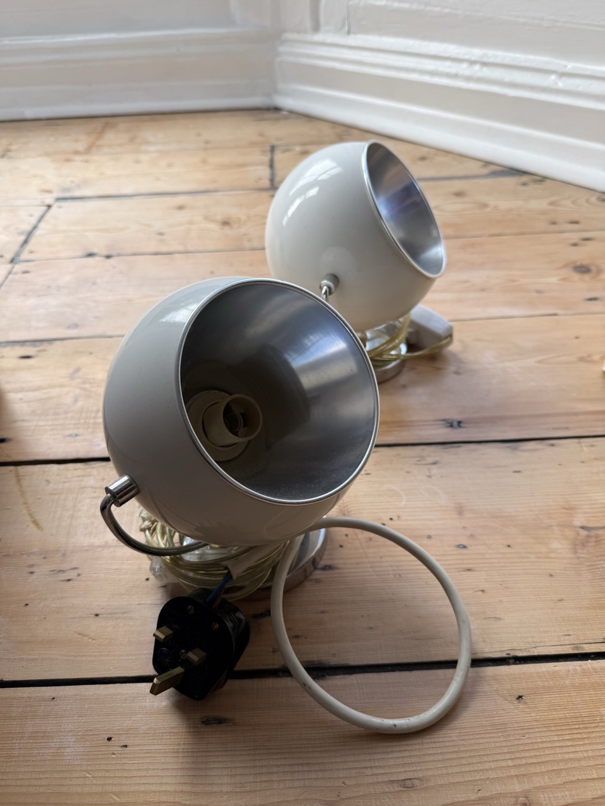 Vintage Mid Century Modern Eyeball Table Or Desk Lamps Space Age 70s Retro