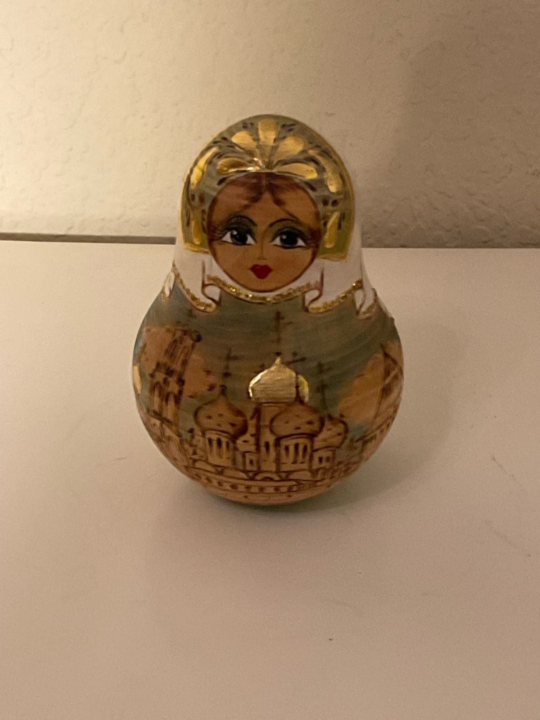 Sergiev Posad Russian Wooden Nesting Matryoshka Doll Hand Painted 1994