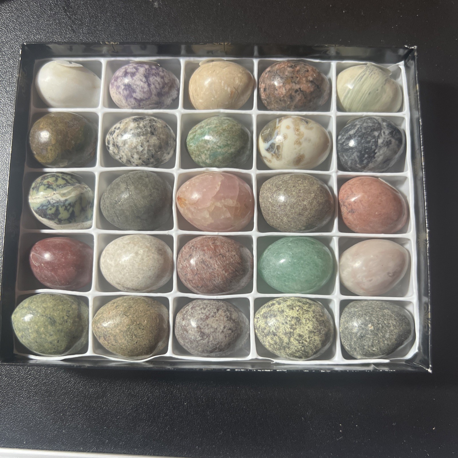 Vintage 25 Piece Small Egg Shaped South African  Specimen Collection In Box