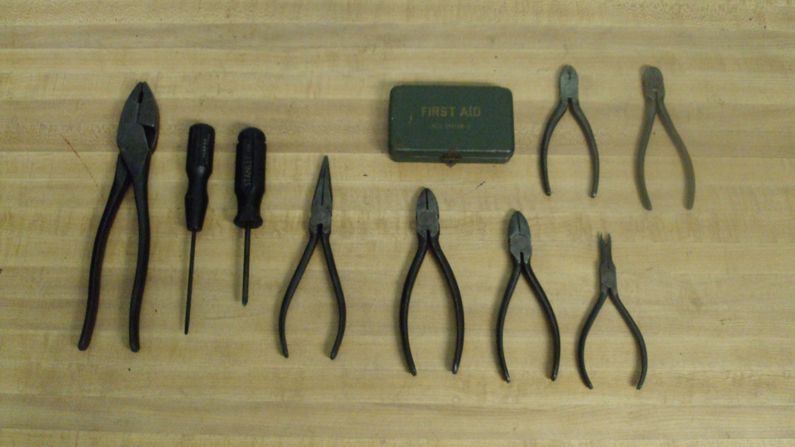 9 Vintage Bell System Screwdrivers Pliers Utica Pliers Stanley Screwdrivers