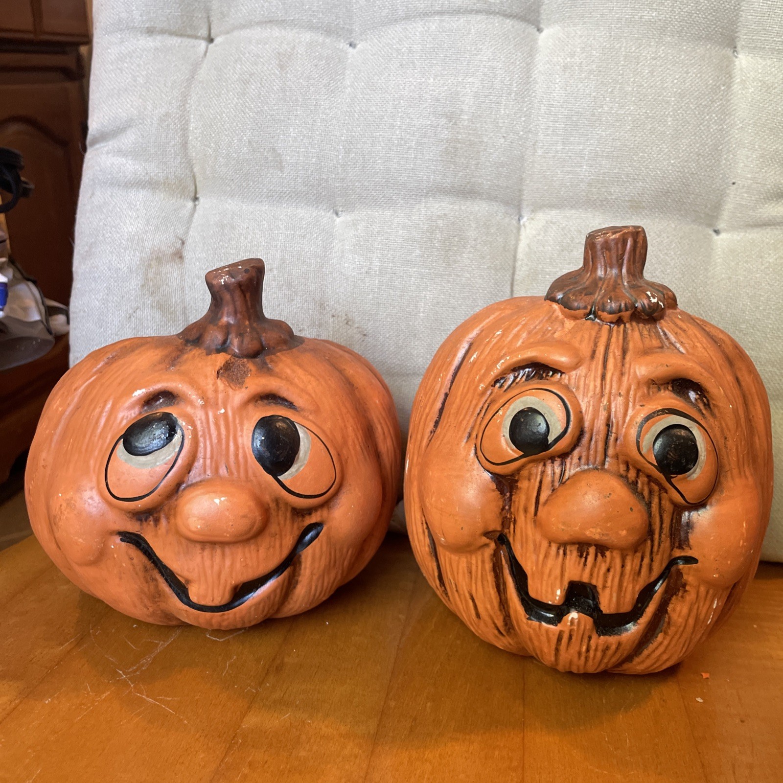 2 Vtg 1989 Holland Floral Inc. Ceramic Painted Pumpkin Jack-O-Latern Planter