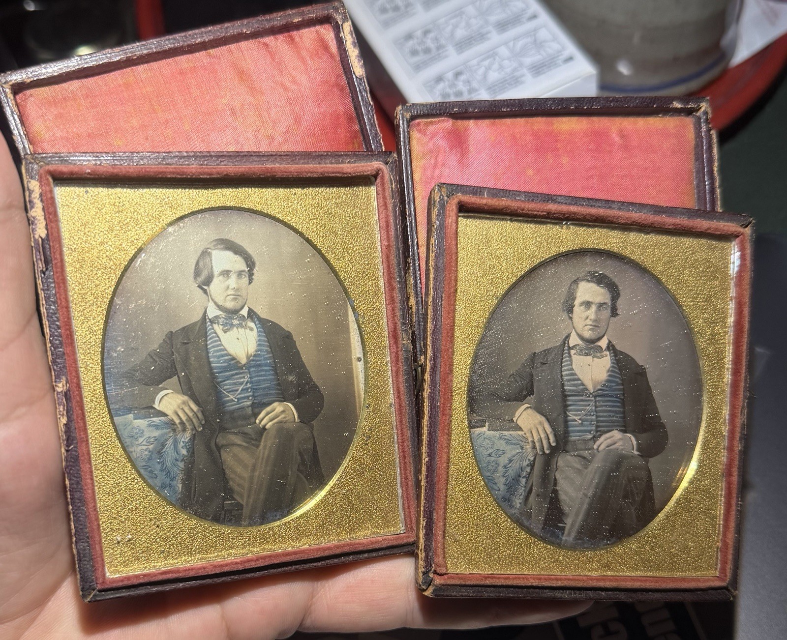 they were taken at the same sitting. 2 sixth plate daguerreotypes