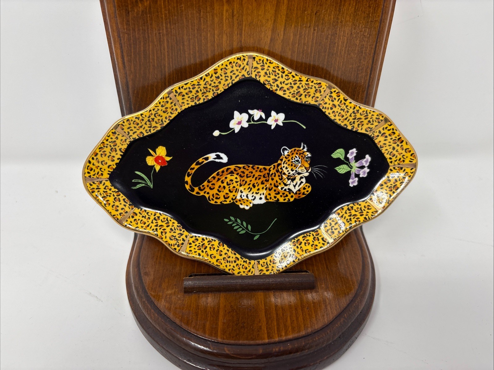 Jaguar Porcelain Trinket Dish Tray Lynn Chase Designs Jungle Black W Gold 6.5