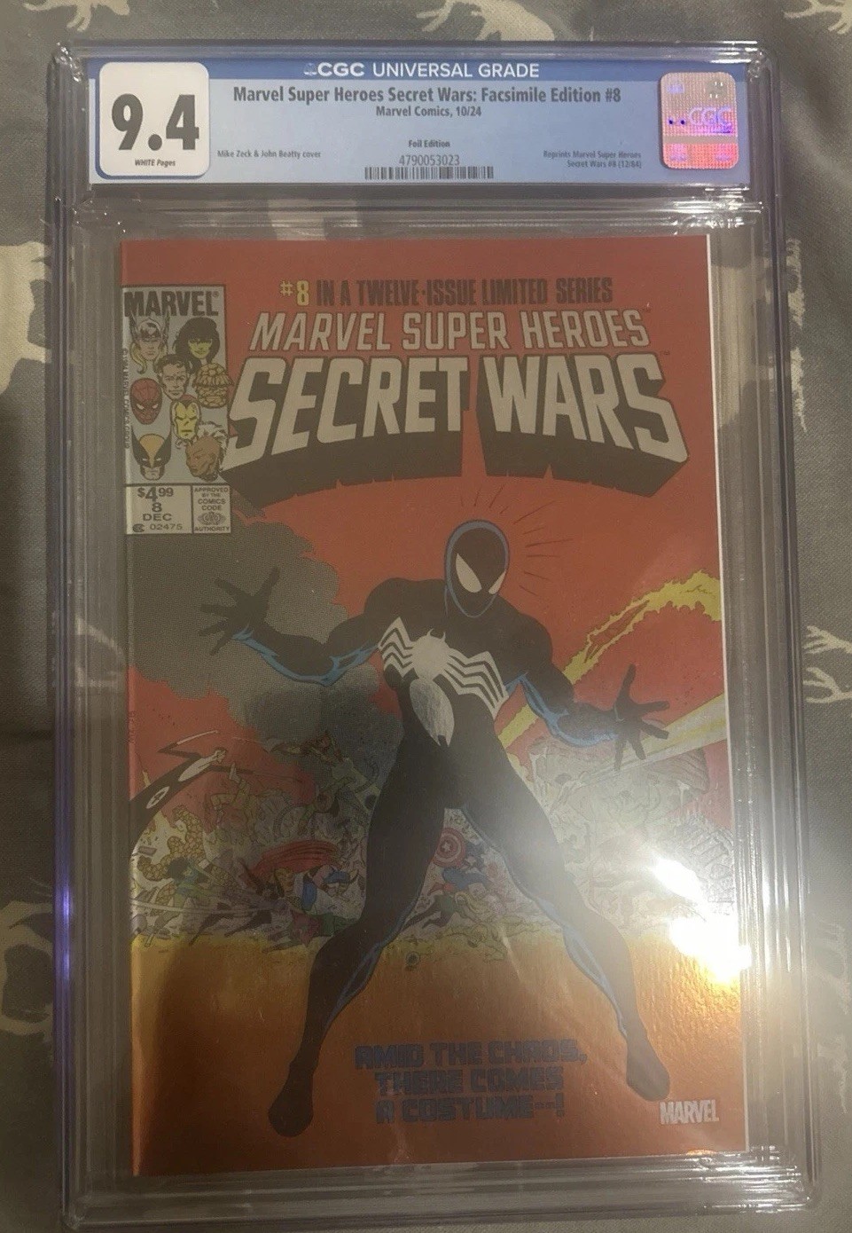 Marvel SUPER-HEROES SECRET WARS Facsimile #8 Key SPIDEY Black Suit CGC 9.4 Foil