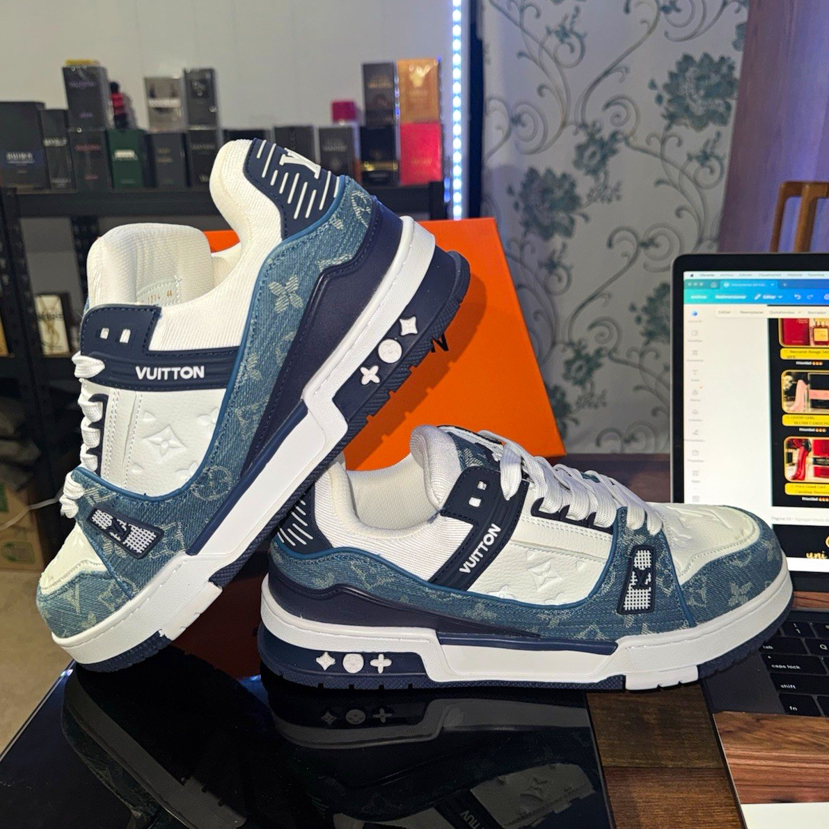 Louis Vuitton  Sneaker