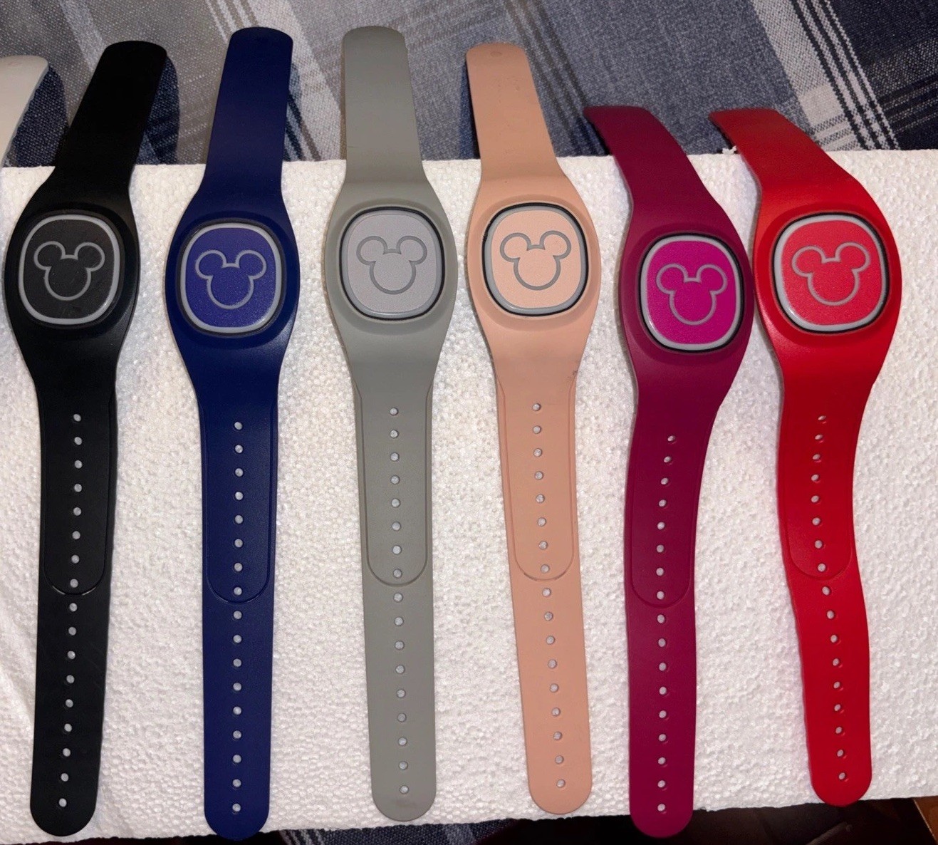 1 Disney Magic Band Plus-Unlinked Various To Choose From No Charger, Read Info