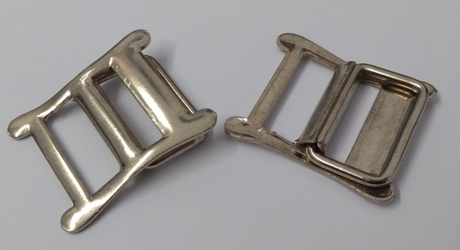Army Roko buckles Vintage British Issue 1\