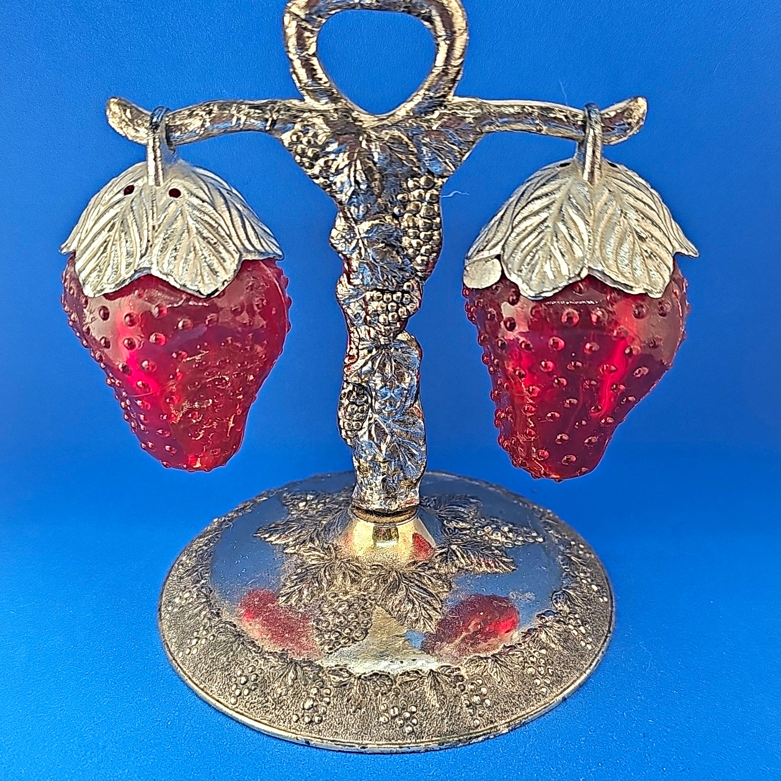 Rosalco Vintage 1960s Strawberry Plastic Salt & Pepper Shakers w/ Stand Japan