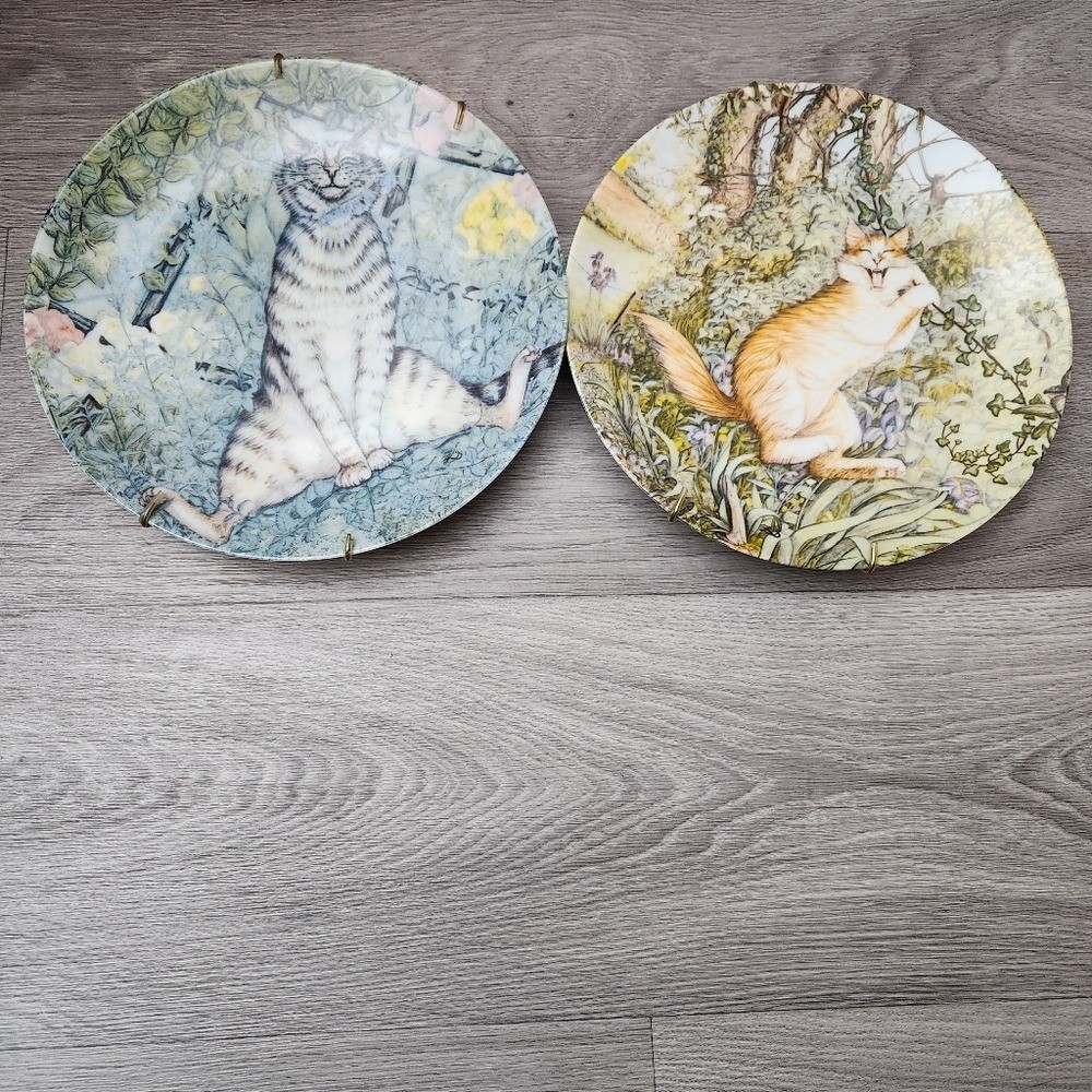 Vintage American Artist 80\'s Cat Art Plates (2) Tarzan 85 The Sniffer 82 Animal