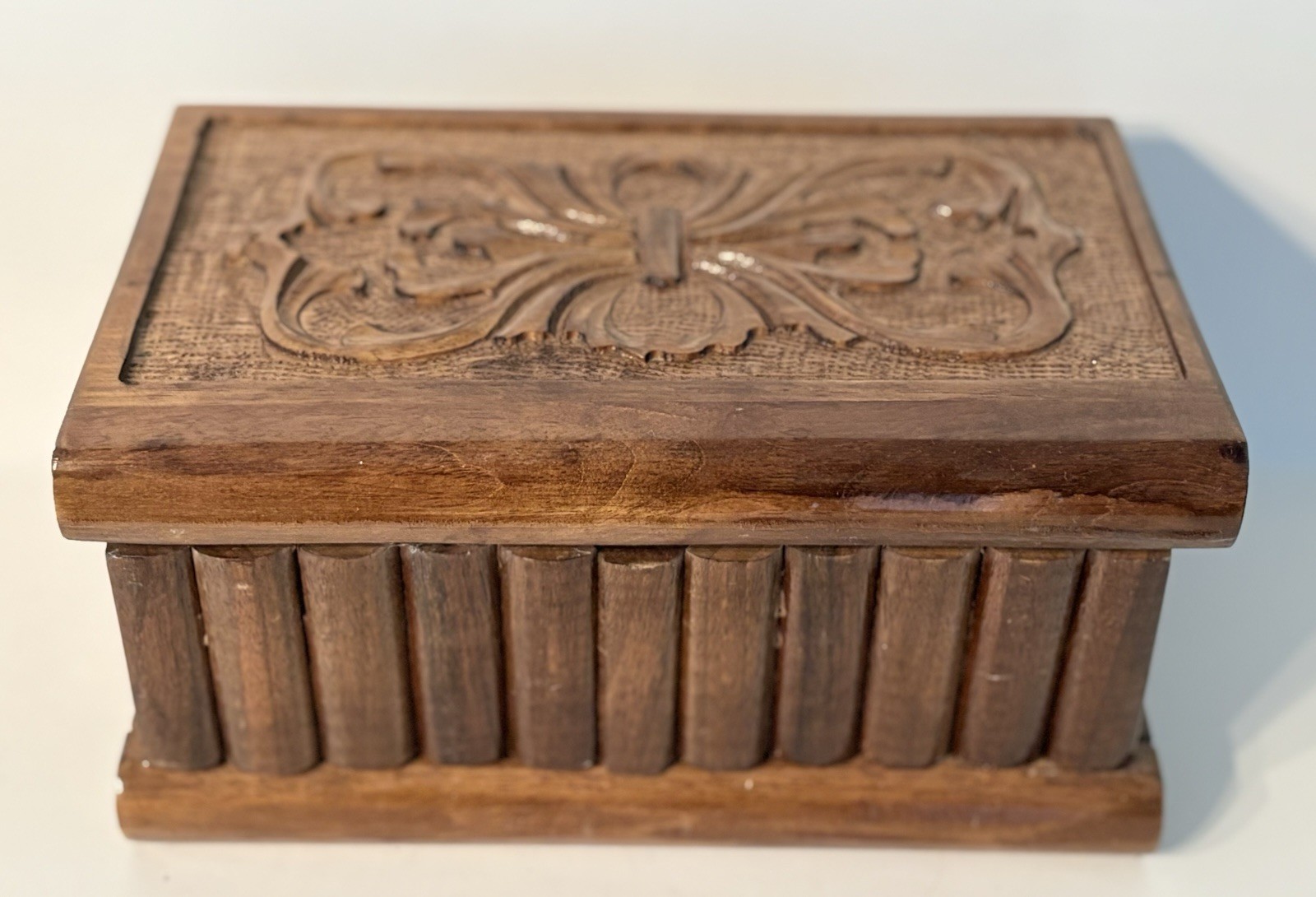 Antique Hand Carved Wood Jewelry Trinket Box w/ Hidden Keyhole Velvet Lining
