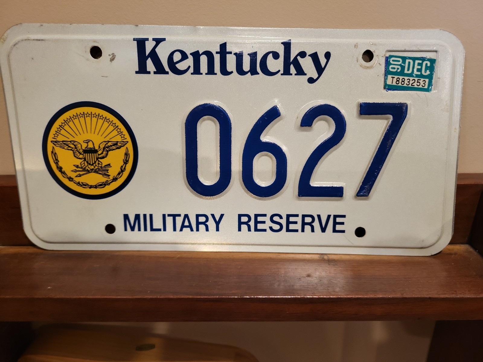  Kentucky Military Reserve License Plate Preowned 0627