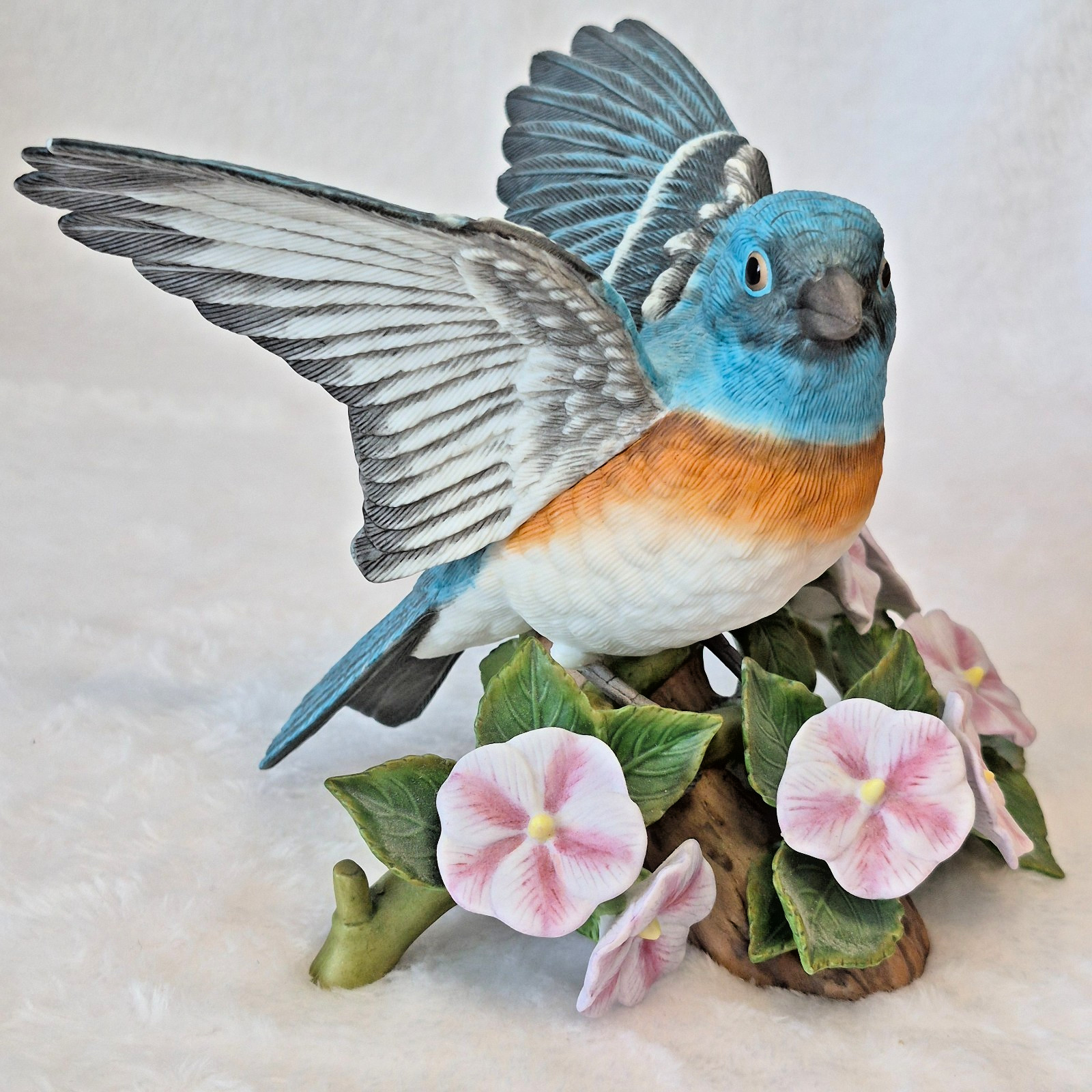 Lenox Lazuli Bunting Fine Porcelain Figurine Bird 2000 TINY CHIP ON WINGTIP