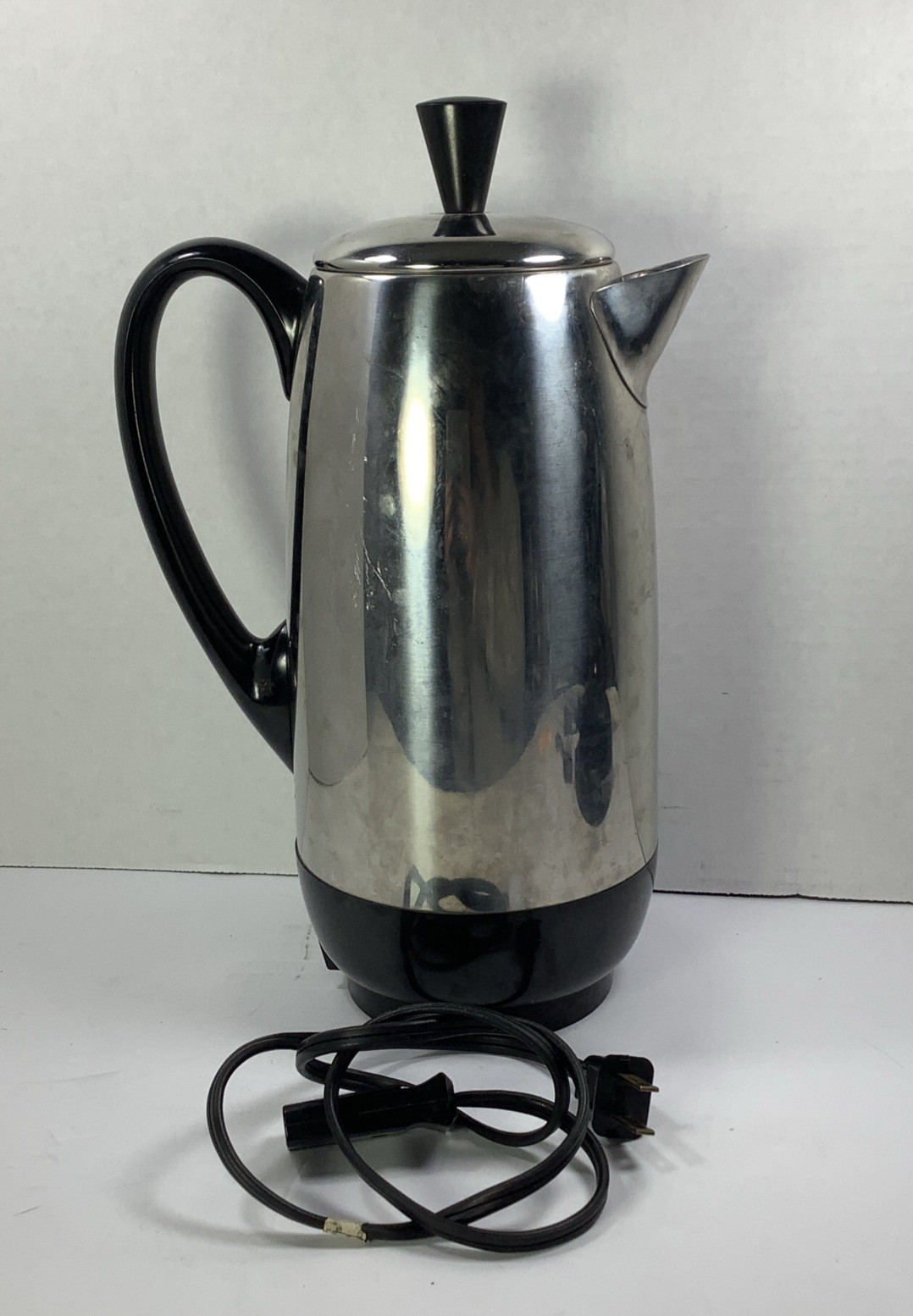 Vintage FARBERWARE 12 CUP SuperFast Coffee Maker Percolator 142B Vintage FARBERWARE 12 CUP SuperFast Coffee Maker Percolator 142B