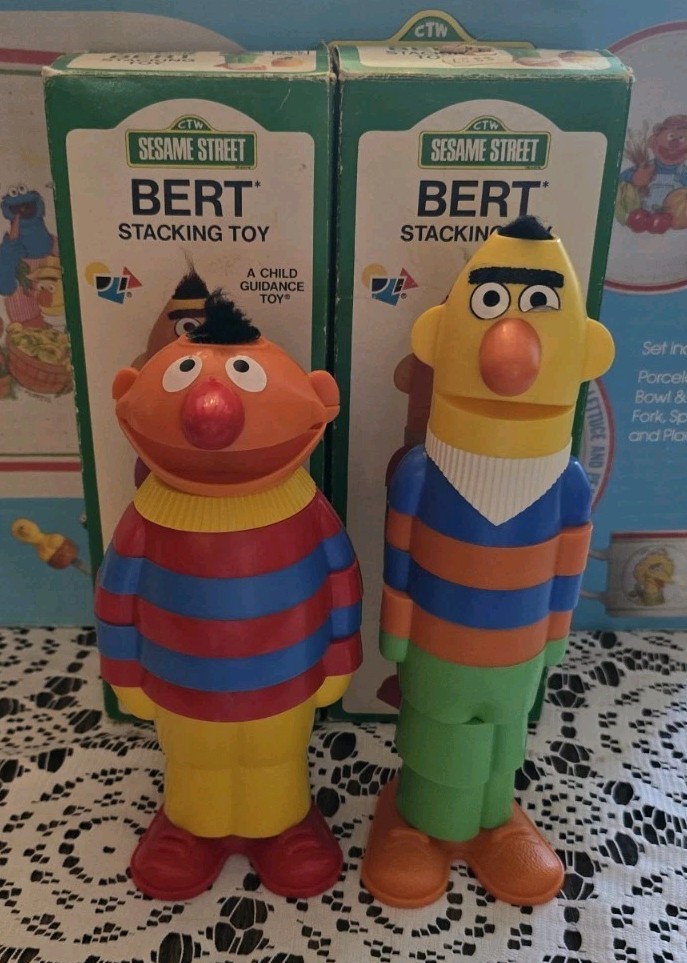 Vintage Sesame Street Bert & Ernie Stacking Toy Child Guidance 1975 w/ Box Pair