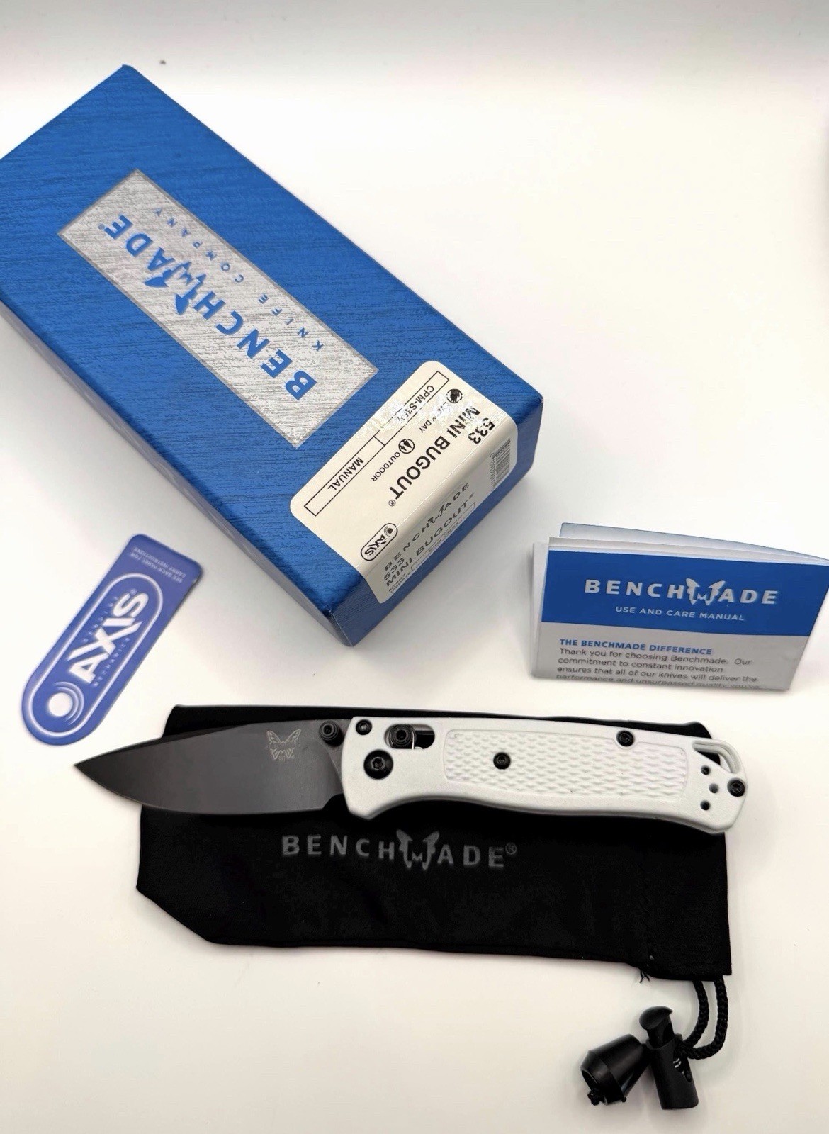 Benchmade 533 Mini Bugout Folding Knife White Grivory Handle S30V Blade Benchmade 533 Mini Bugout Folding Knife White Grivory Handle S30V Blade