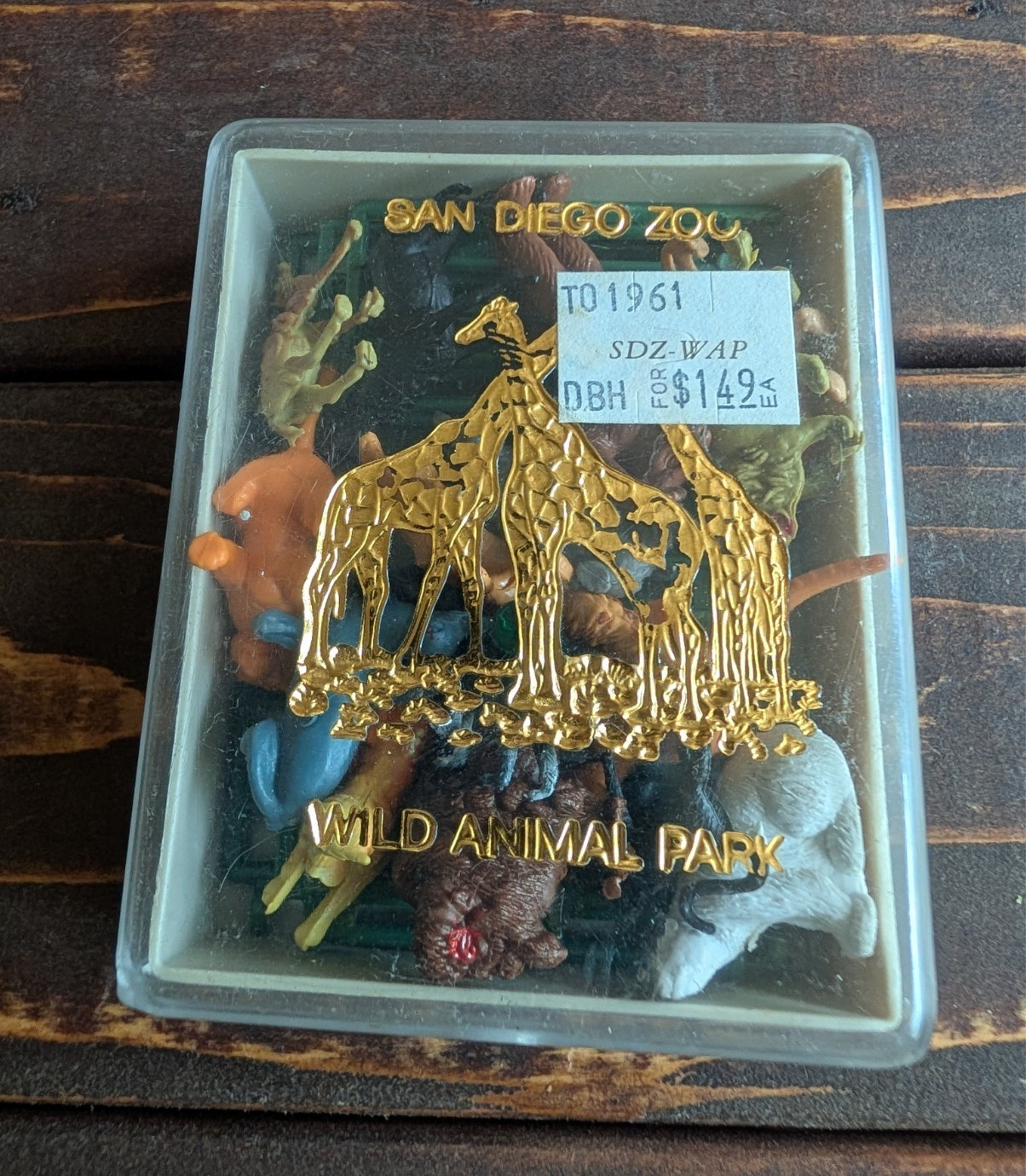 Vintage San Diego Zoo Wild Animal Mini Plastic Animal Figurines w/Case
