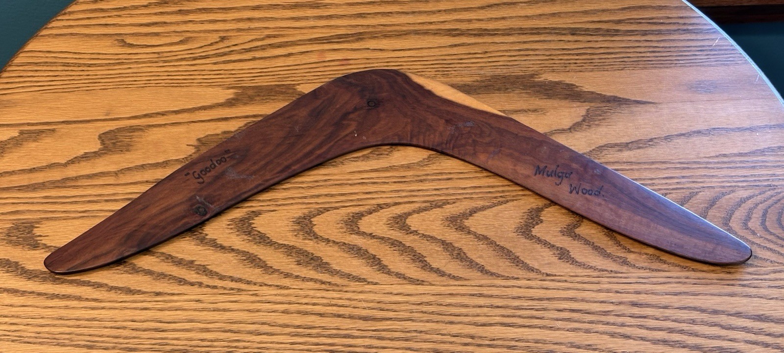 Pre Owned Vintage REMARKABLE HANDMADE AUSTRALIAN MULGA WOODEN BOOMERANG