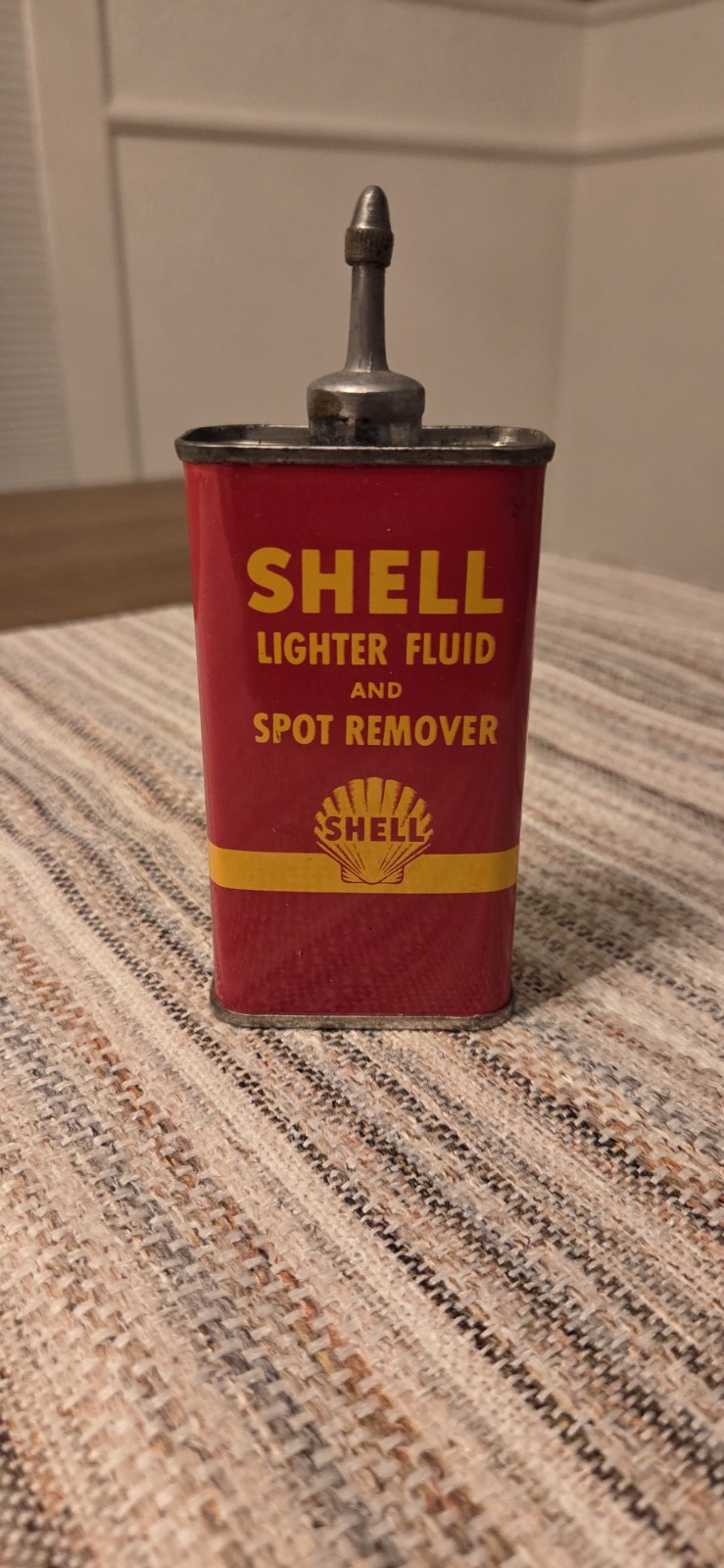 VINTAGE 1940's SHELL LIGHTER FLUID & SPOT REMOVER HANDY 4oz OILER TIN