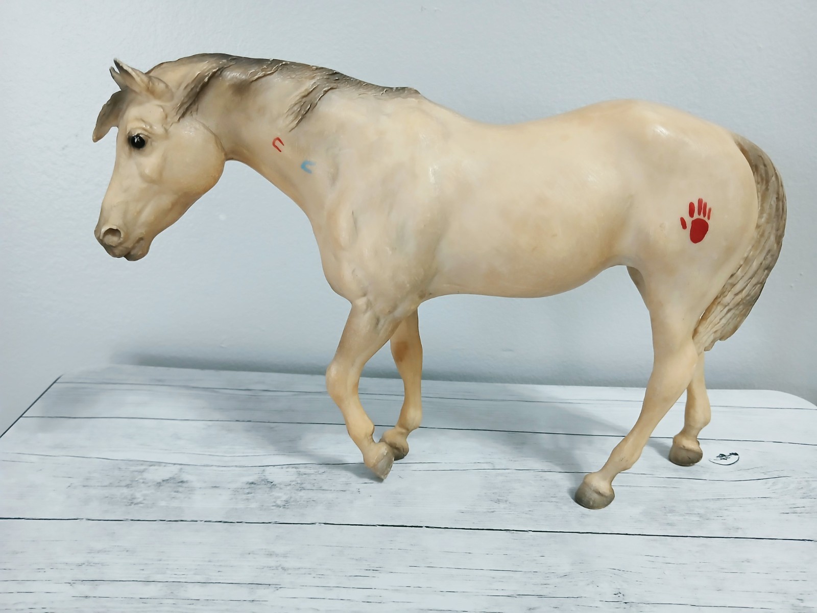 Vtg Breyer Alabaster Indian Pony #177 with War Paint symbols 1970-1971