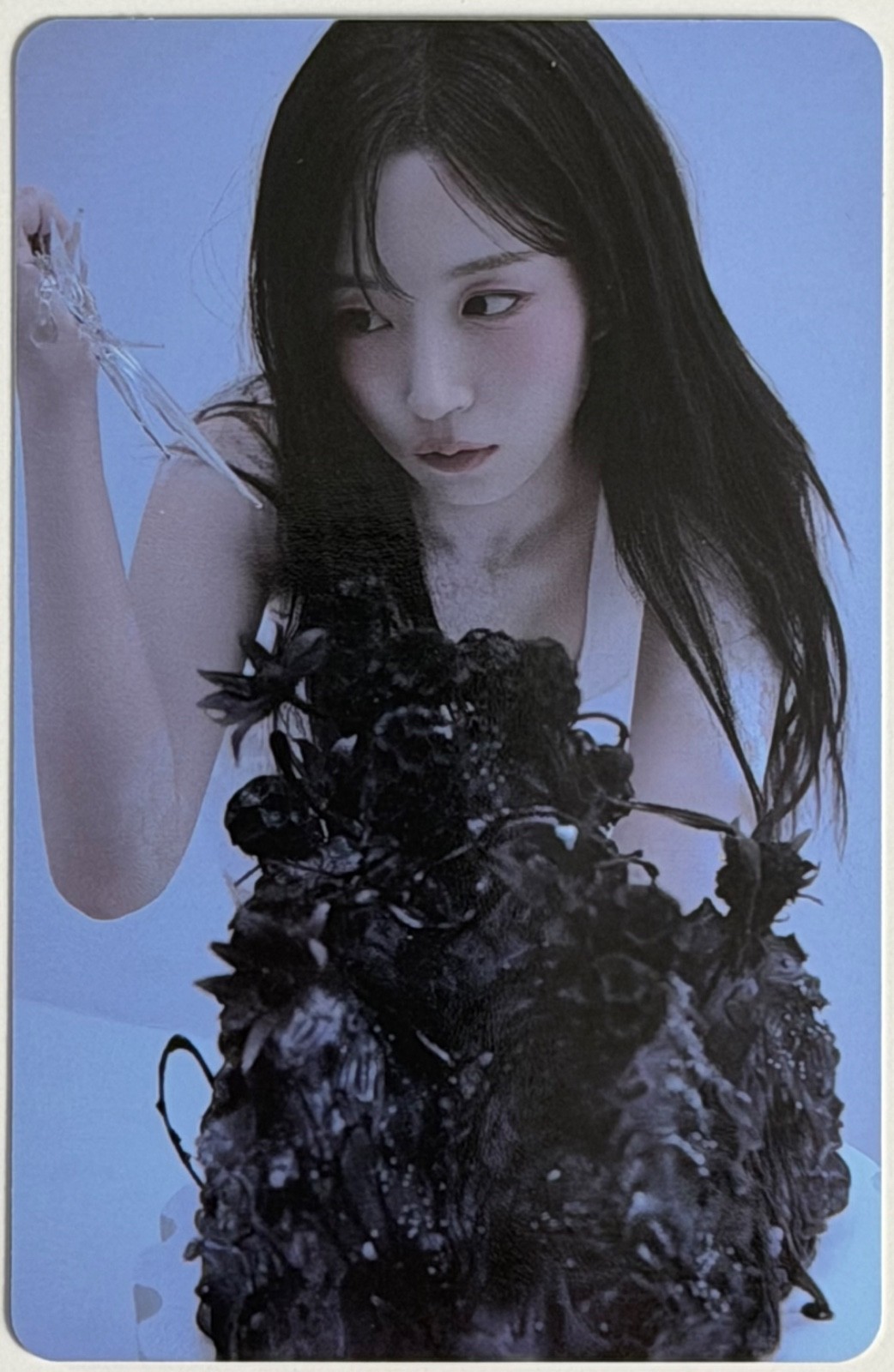 NMIXX BLUE VALENTINE POCA Blue Version Official Photocard HAEWON 01