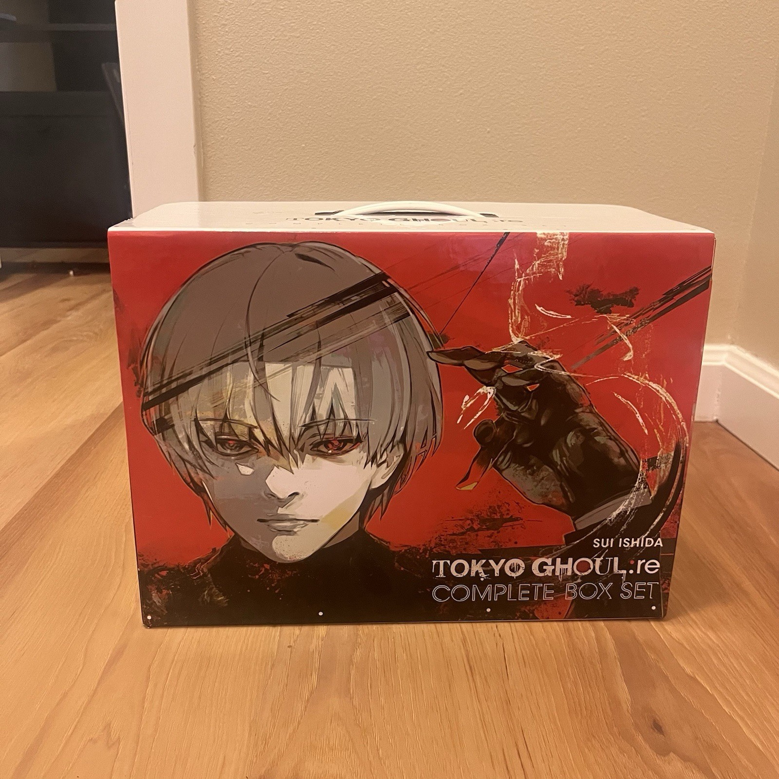 Tokyo Ghoul: re Complete Box Set Includes vols. 1-16 English