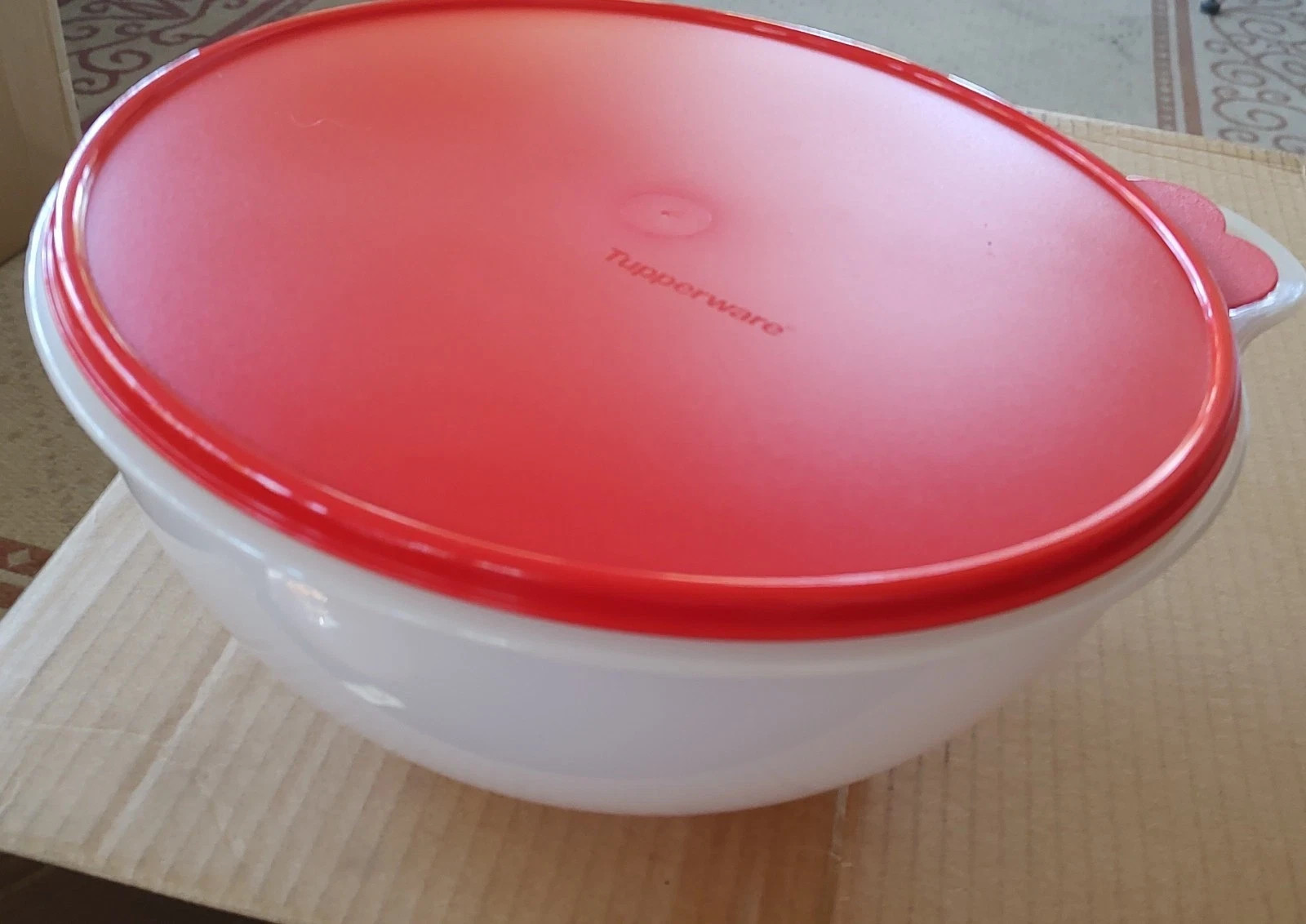 Tupperware LARGE CLEAR FIX-N-MIX 26 CUP RED BOWL LOWER FLATTER RARE NEW FREESHIP