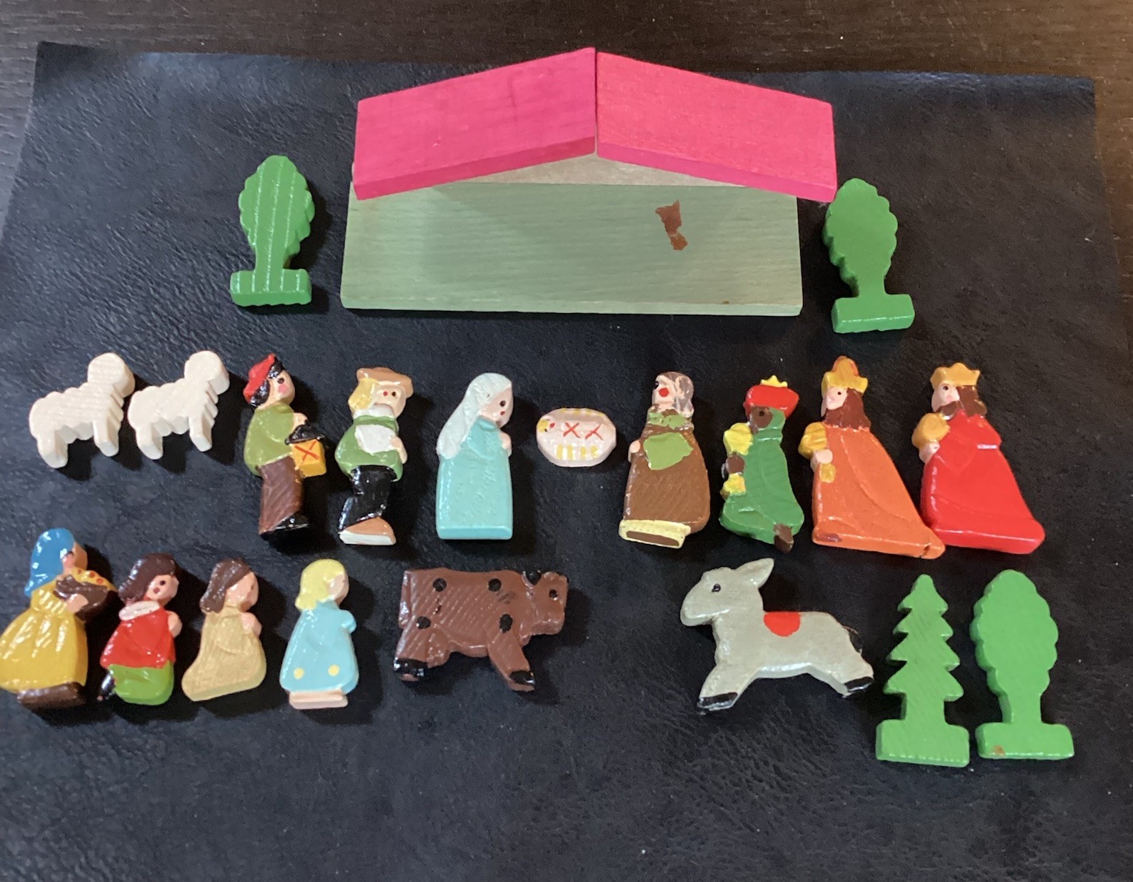 VTG Antique ERZGEBIRGE German Wood Christmas Expertic Nativity Miniature Set HTF