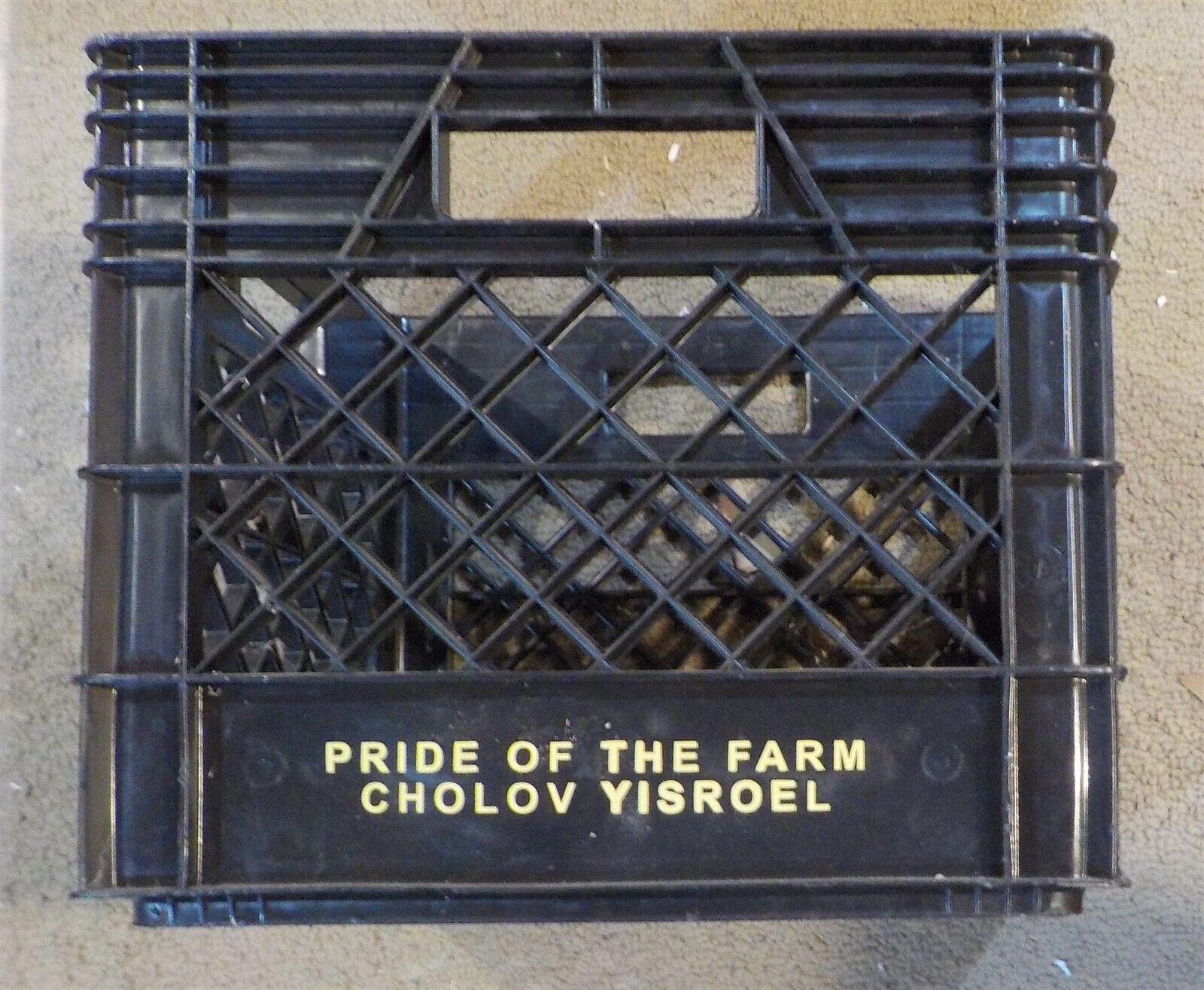 Vintage Pride Of The Farm - Cholov Yisroel Milk Crate Kosher